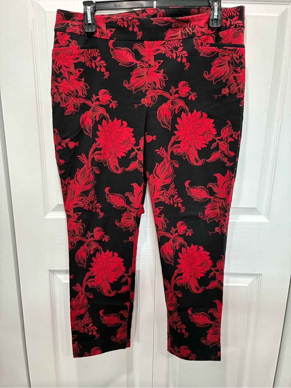 Chico's Black Ankle Pants with Red Floral Print